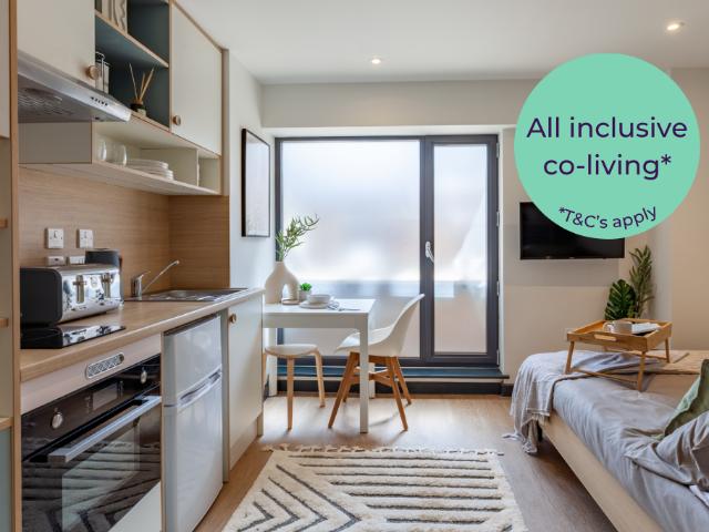 Studio for rent in Watergate, Devon