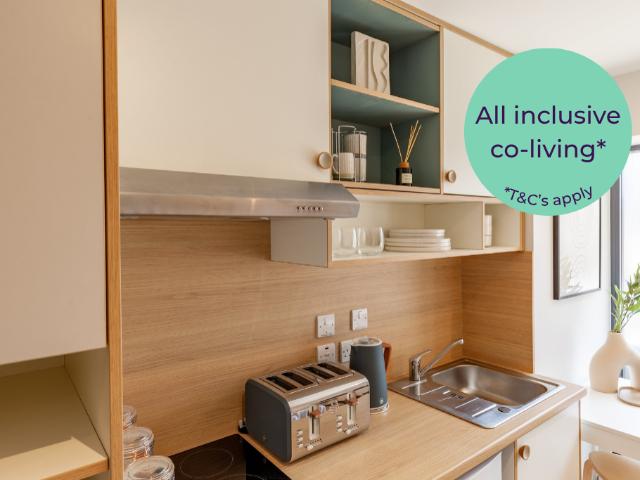Studio for rent in Watergate, Devon