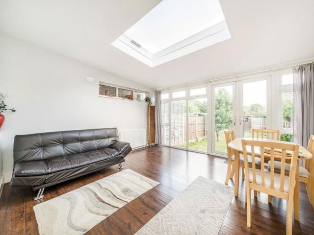 House for rent in Hook, Greater London