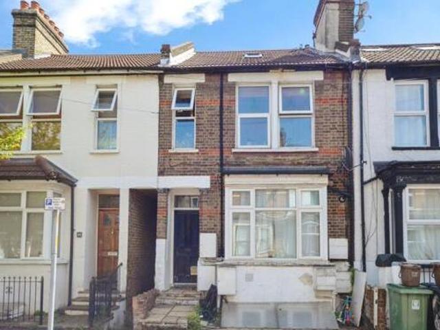 House for sale in Watford, Hertfordshire