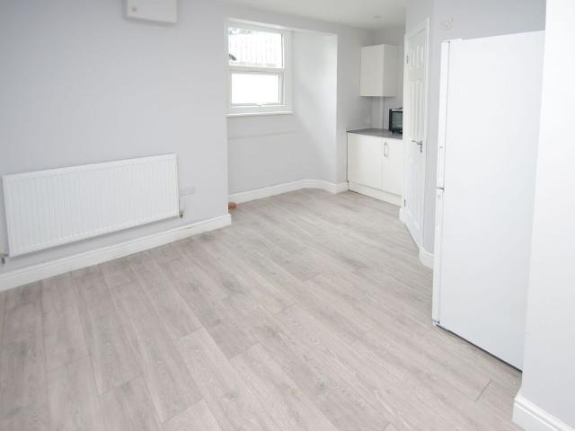 Studio for rent in North Watford, Hertfordshire