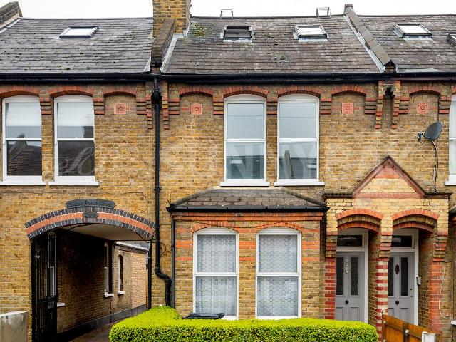 House for rent in London Borough of Merton, Merton Park