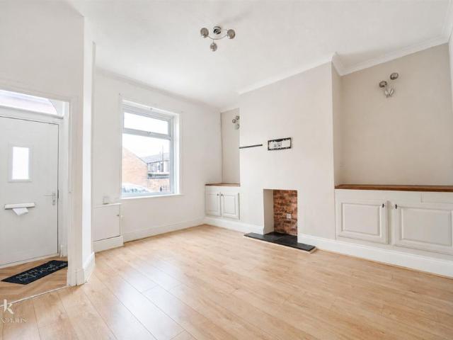 House for rent in Chesham, Bury