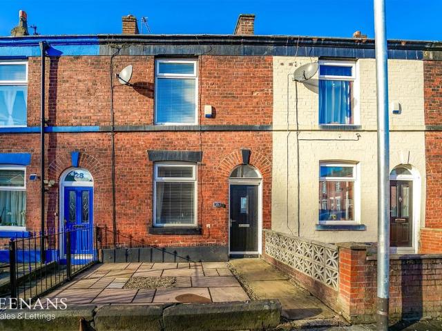 House for rent in Chesham, Bury