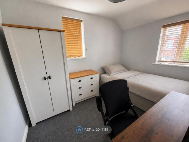 Room for rent in East Midlands