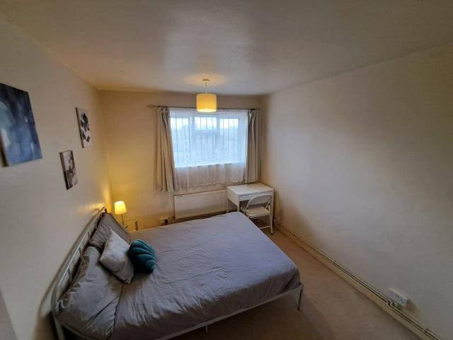 Room for rent in Whittington, Wall