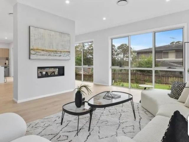 House for sale in Beecroft