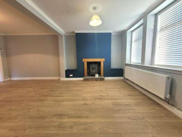 House for rent in Cwm, Waun-lwyd
