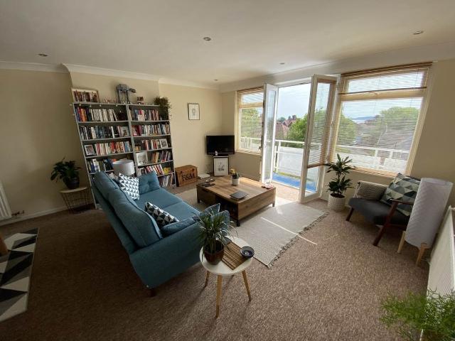 Apartment for rent in Nangreaves, Wales