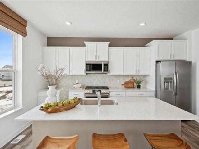 House for sale in Lakeville