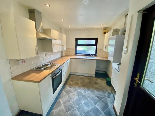 House for rent in Miskin, Wales
