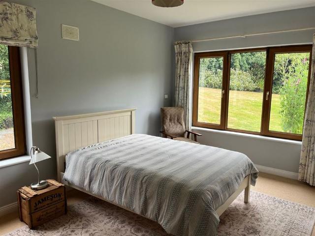 Apartment to rent in Loch Garman, North Tipperary