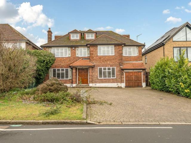 House for rent in Little Stanmore, Greater London