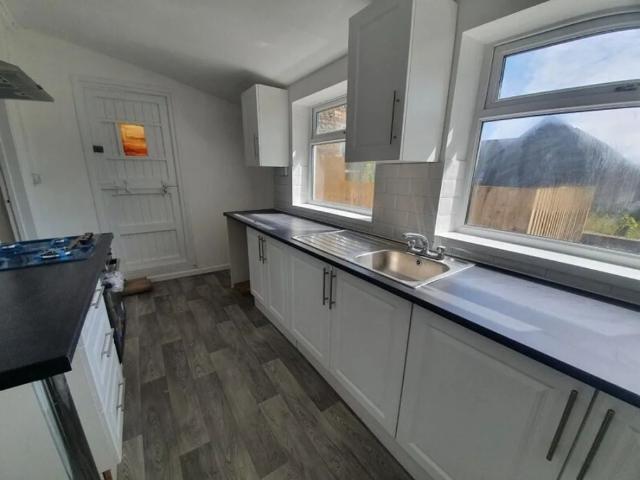 House for rent in Nangreaves, Wales