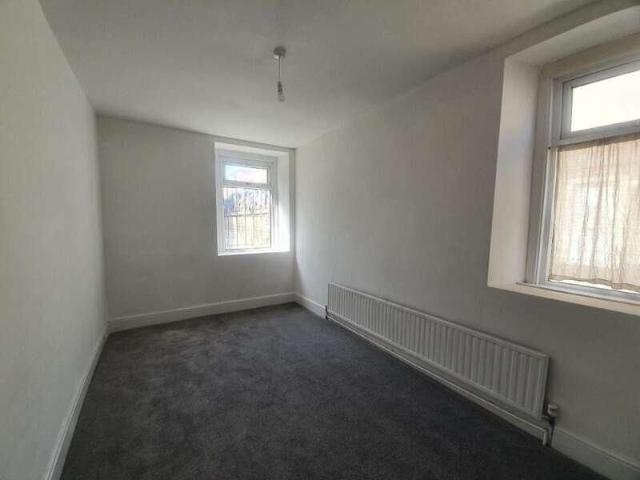 House for rent in Nangreaves, Wales