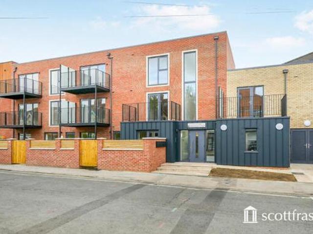 House for rent in Cowley Marsh, The Slade