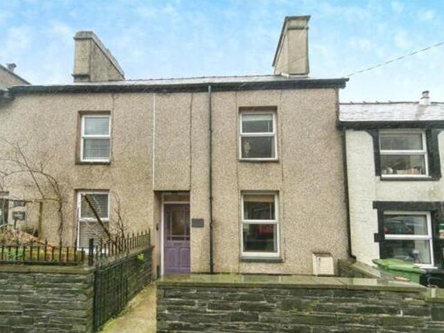 House for sale in Blaenau Ffestiniog, Wales