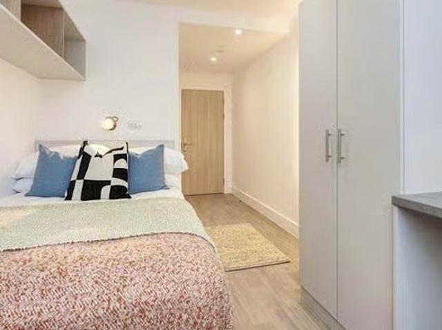 Studio for rent in Blythswood Hill, Scotland