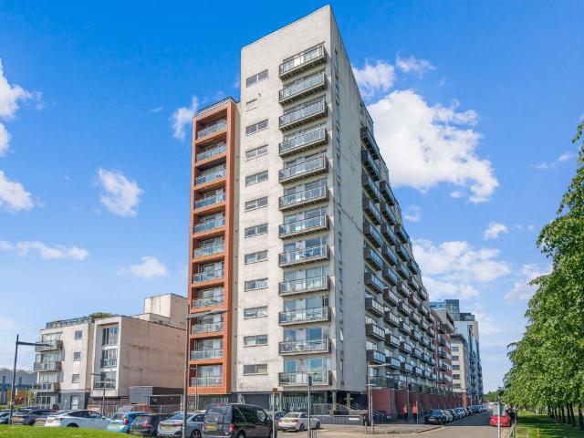 Apartment for rent in Thornwood, Glasgow