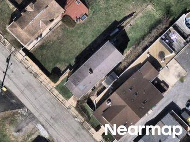 House for sale in Pittsburg, Pennsylvania