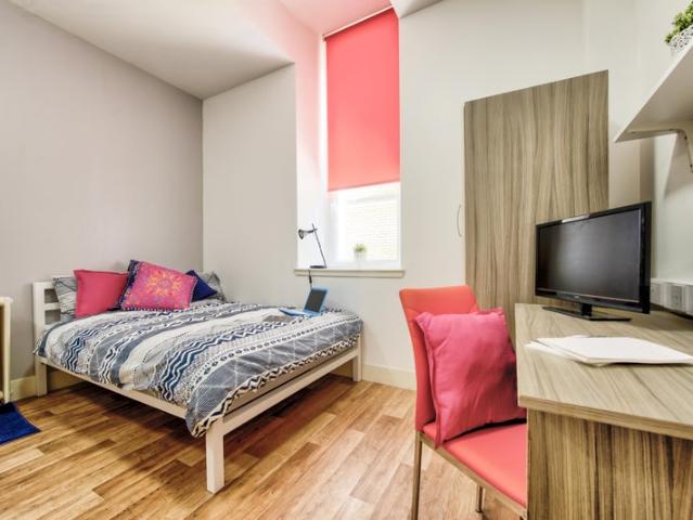 Studio for rent in Merchant City, Scotland