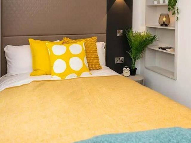 Studio for rent in Stobcross, Glasgow