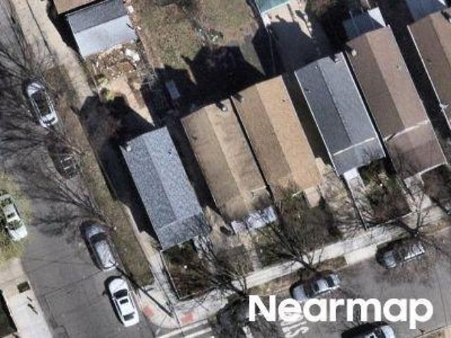 House for sale in Queens, Arverne