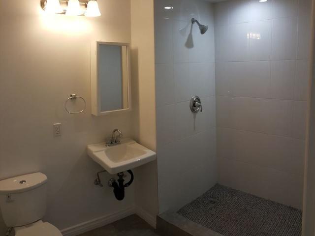 Apartment for rent in Canoga Park, California