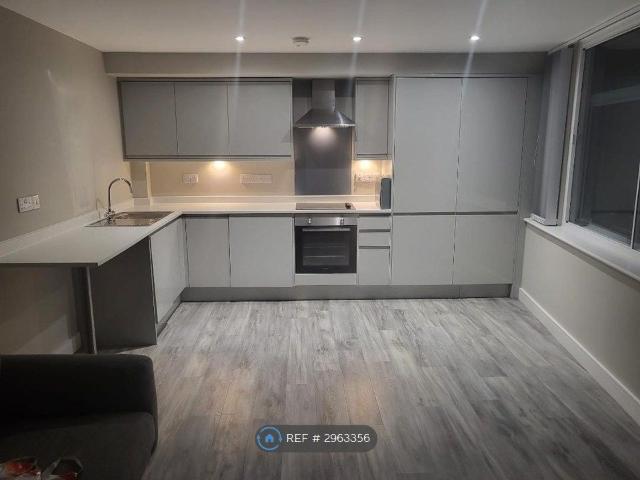 House for rent in Castle, Bedford