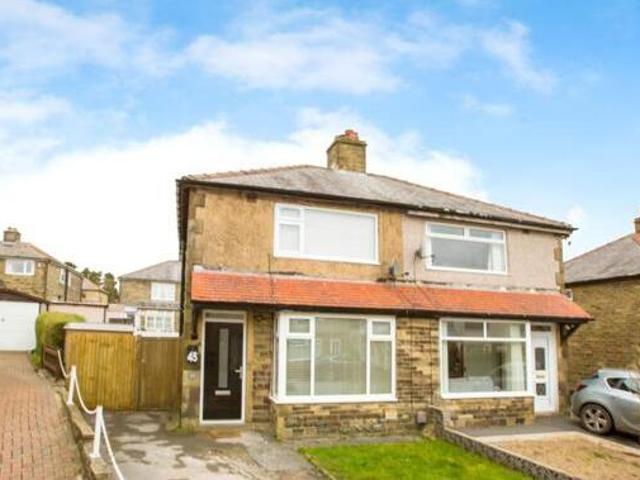 House for sale in Halifax, Calderdale