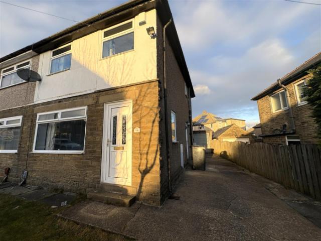Apartment for rent in Warley Town, West Yorkshire