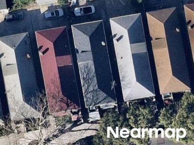 House for sale in The Bronx, Arverne