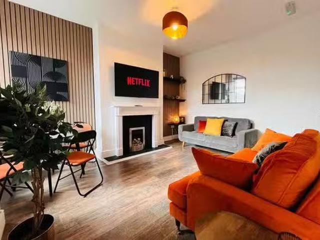 Apartment for rent in Barton upon Irwell, Salford