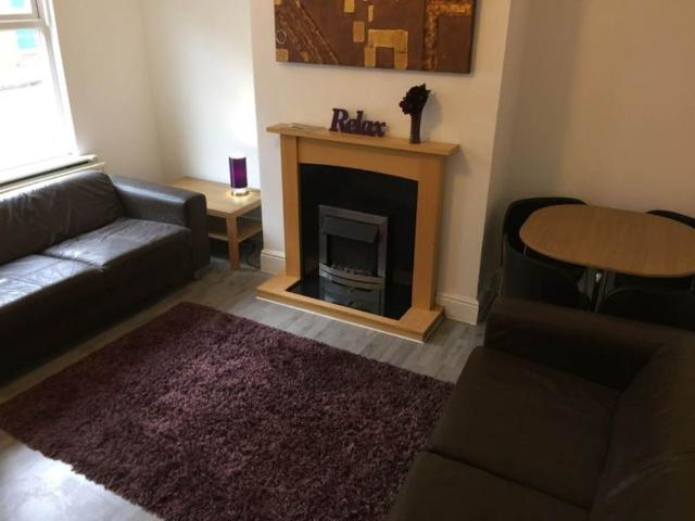 House for rent in Kirkstall, West Yorkshire