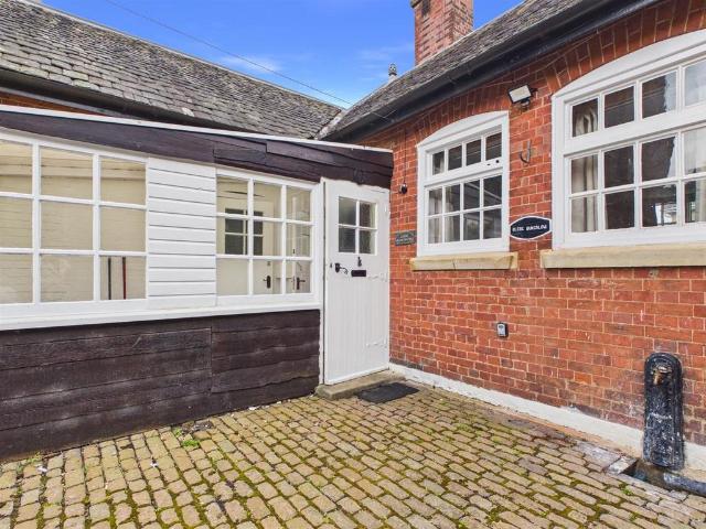 House for rent in Oadby, Leicestershire