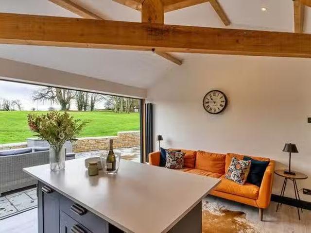 Apartment for rent in Pamington, Gloucestershire