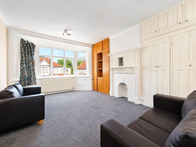 Apartment for rent in Hendon, Greater London