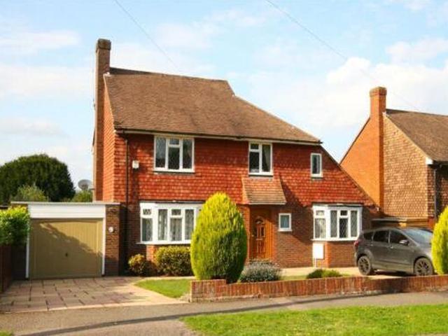 House for sale in Pachesham Park, Surrey