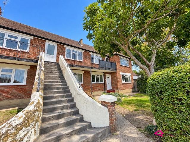 Apartment for rent in Stanmore Broadway, Greater London