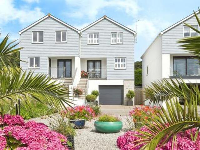House for sale in Hayle, Cornwall