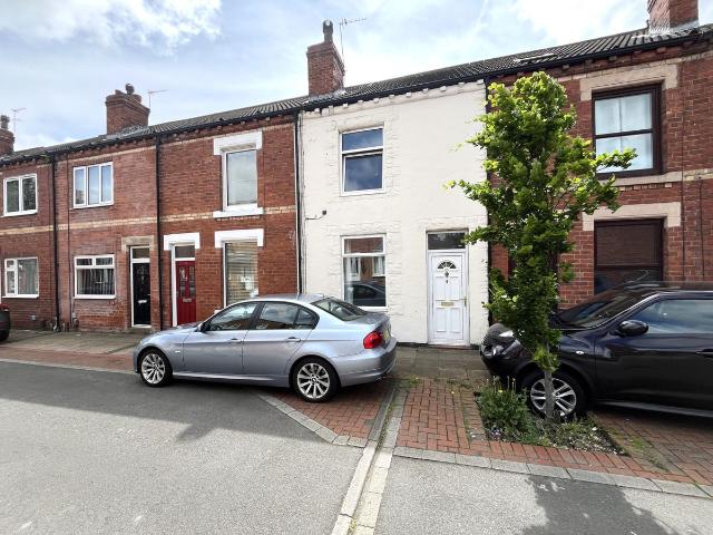 House for rent in Cutsyke, Castleford