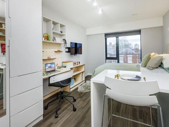 Studio for rent in Highfields, Old Wharf