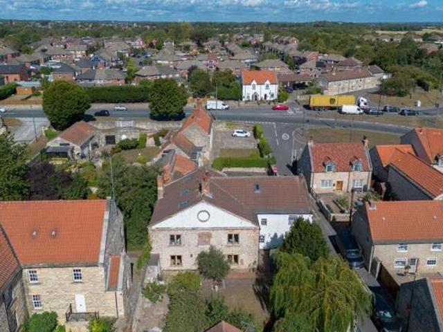 House for sale in Sprotbrough, South Yorkshire