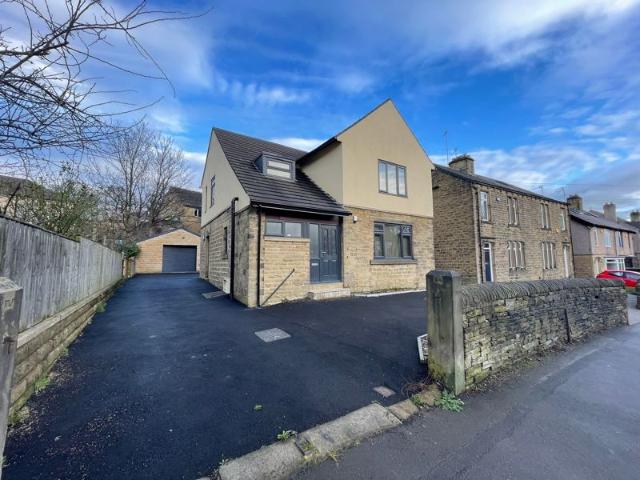 House for rent in Thornton Lodge, Huddersfield
