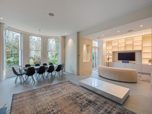 Apartment for rent in South Kensington, Greater London