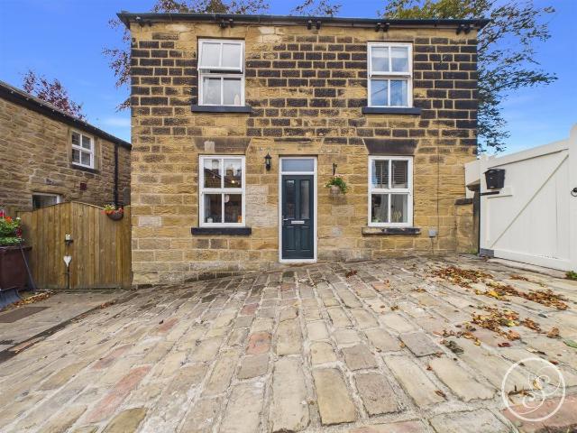 House for rent in Oakwood, West Yorkshire