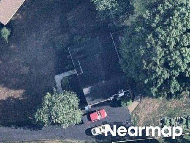 House for sale in Neshanic Station, New Jersey