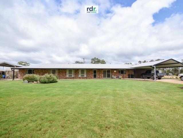 Cottage for sale in Tingha, New South Wales