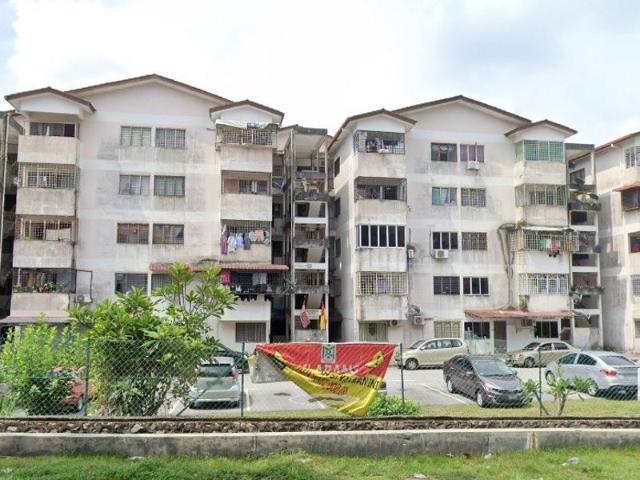 Flat for sale in Kajang, Langat