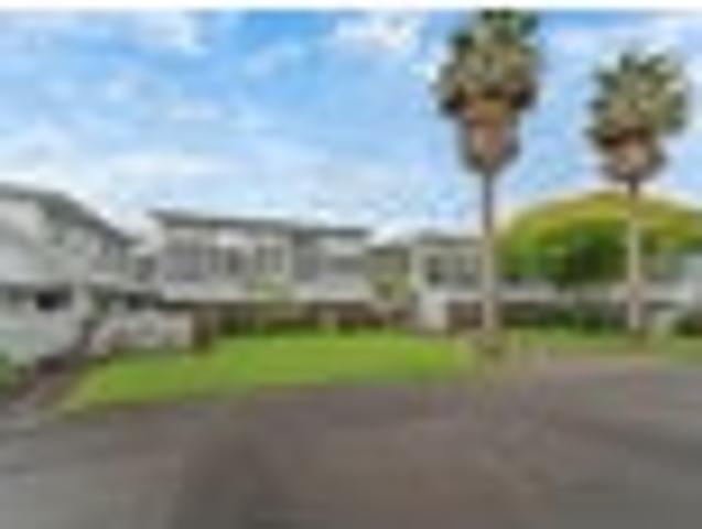 Apartment for rent in Oratia
